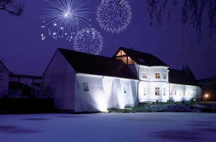 Yard Resort Predboj Exterior foto